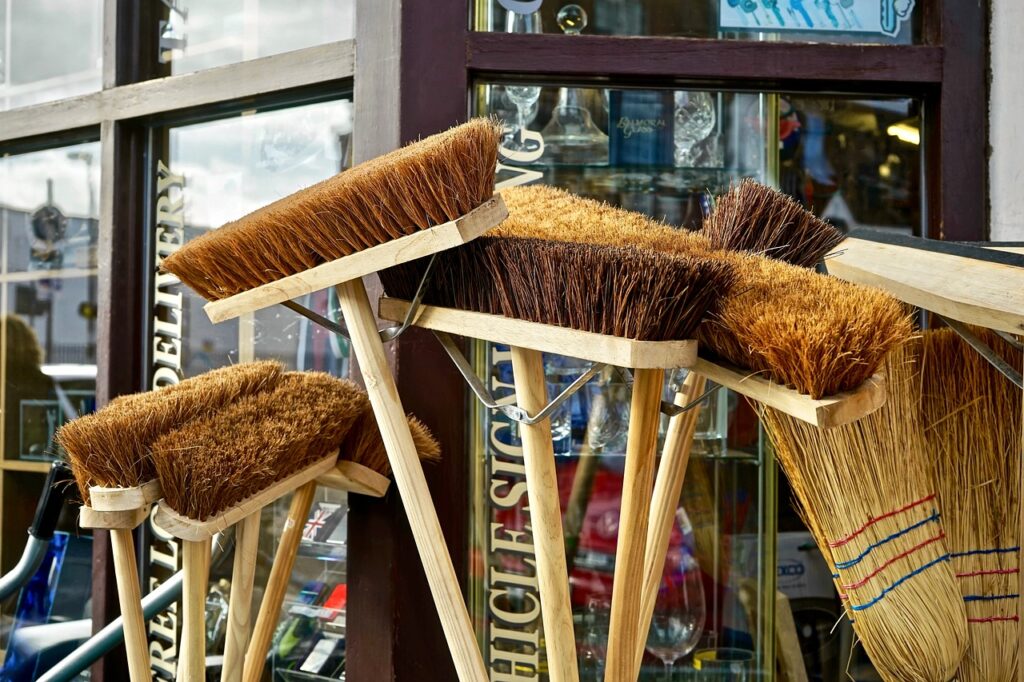 What garden tools do I need? A group of Garden Brushes